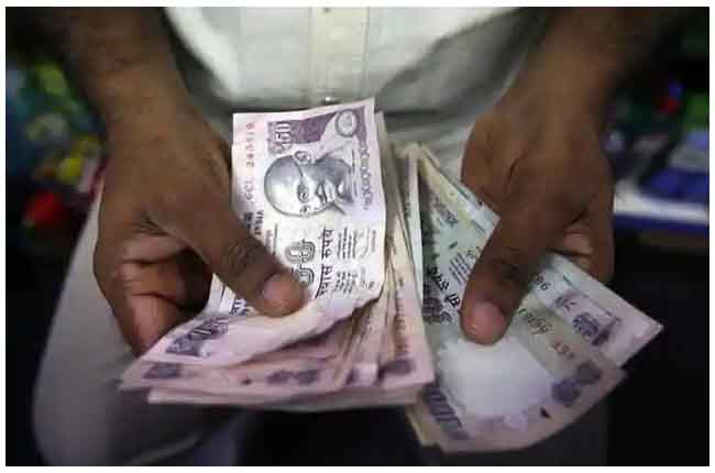 rs 90 thousand Rupees In Beggar Artificial Foot | 10TV