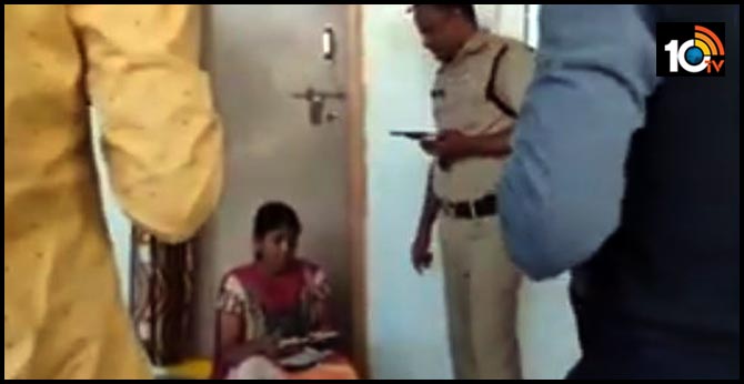 wife catched red-handed his husband with another young woman