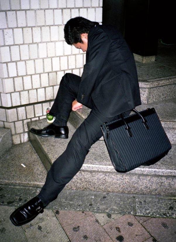 Japan Corporate Workers Sleeping on Streets During Their 60-Hour Weeks