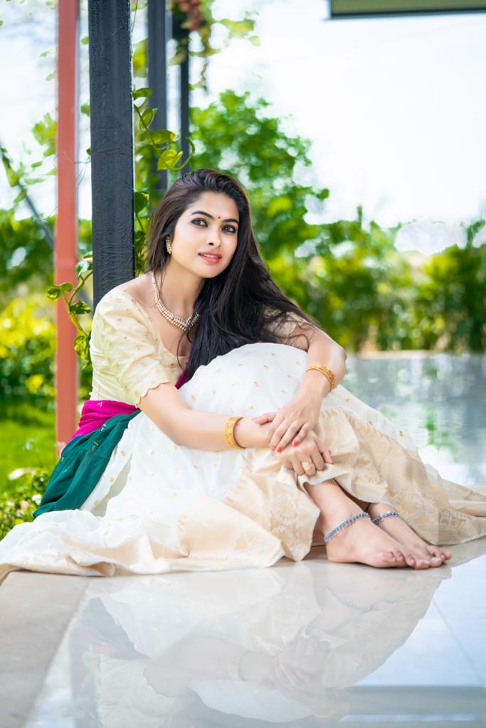Divivadthya (2)