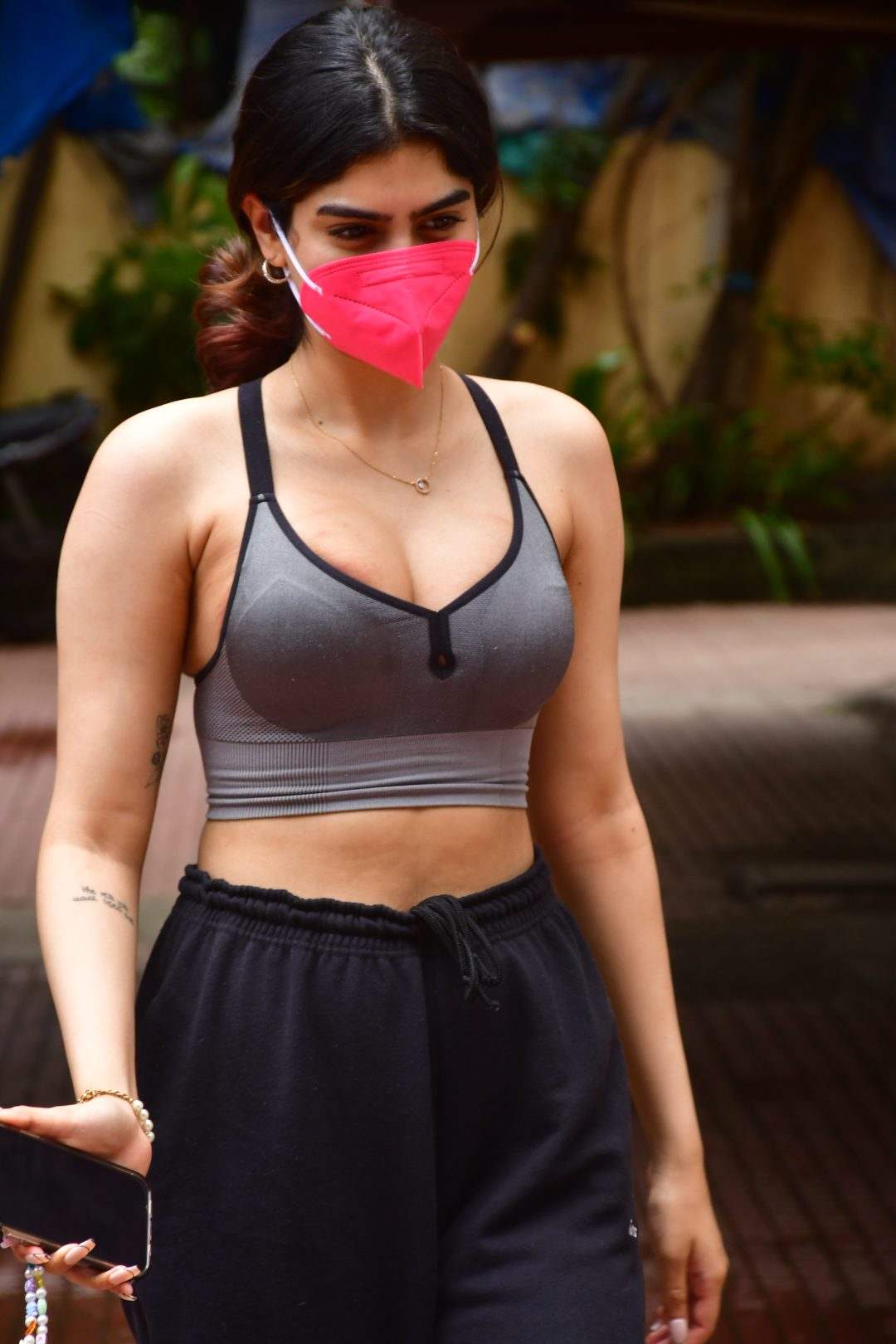 Khushi Kapoor5 (1)