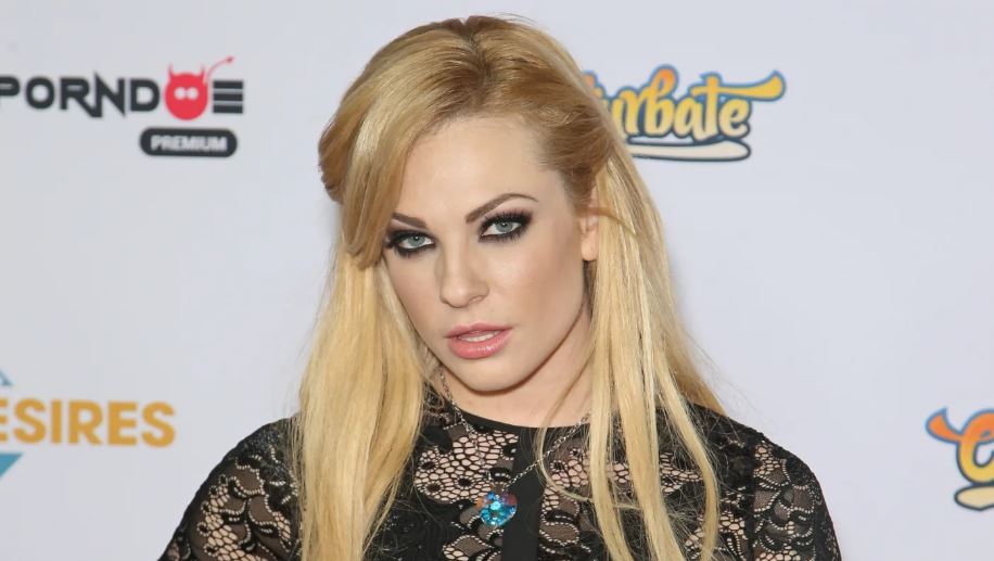 Porn Star Dahlia Sky