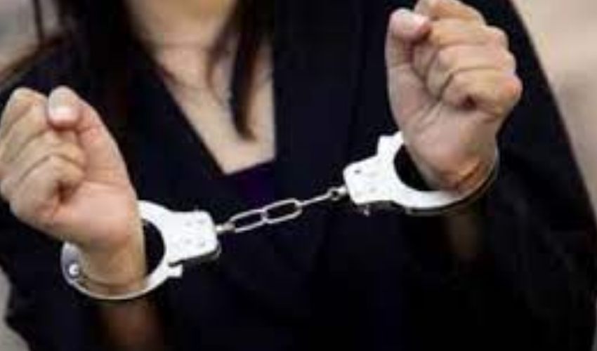 Woman Arrest : ఎఫ్ డీల గోల్ మాల్ కేసులో మహిళ అరెస్టు | woman arrested in FD fraud case