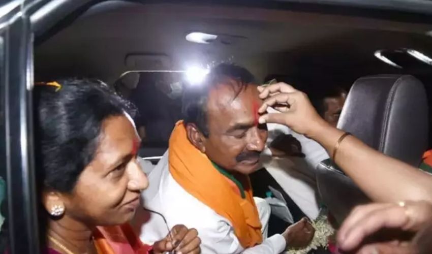 Huzurabad Bypoll Result: ఈటల ఎలా గెలిచారు? దళితబంధు ప్రారంభించిన గ్రామంలోనూ బీజేపీదే హవా! | BJP candidate Eatala Rajender defeats his TRS rival Gellu Srinivas Yadav
